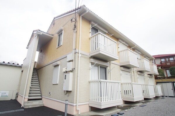 エストゥディオの物件外観写真